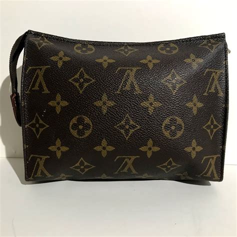 louis vuitton tote bags with zipper|louis vuitton small zipper pouch.